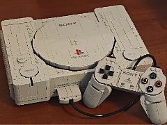 押せる！ 開く！ ピポサルもいる！ 「レゴ PlayStation」は組み立てる工程すらエモい大人のレゴだった【放課後れびゅあーず！】